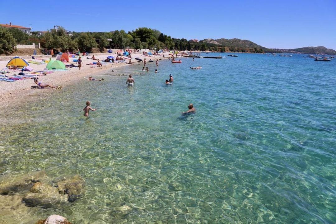 Ivan 4+2 Pakoštane Dış mekan fotoğraf